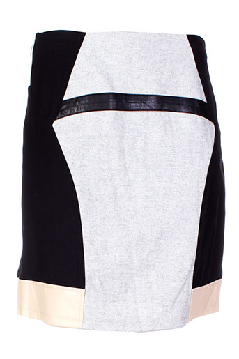 poupee chic jupes femme de couleur gris