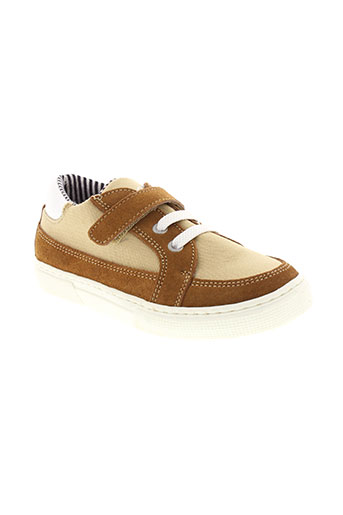 petit et bateau baskets garcon de couleur marron