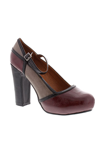 cafe noir chaussures femme de couleur rouge