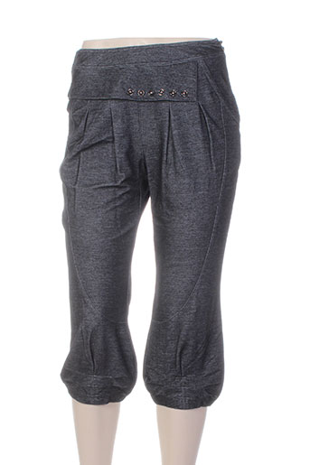 fille des sables pantacourts femme de couleur gris