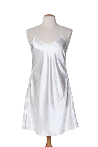 rose pomme nuit femme de couleur blanc