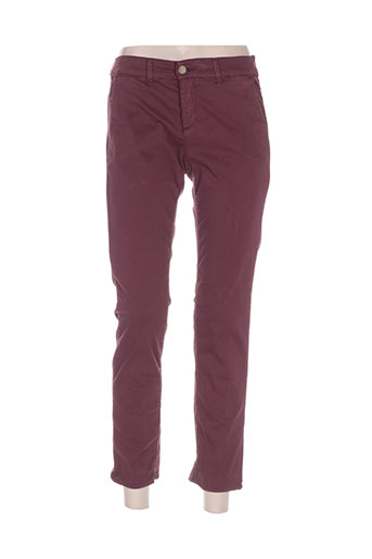 happy pantacourts femme de couleur rouge