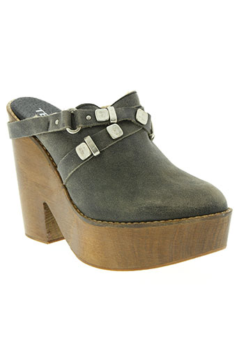 texto chaussures femme de couleur gris