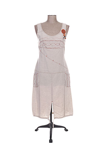 quattro robes femme de couleur beige