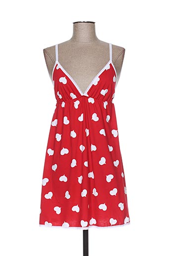 coup de coeur nuit femme de couleur rouge
