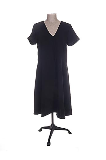 culture robes femme de couleur noir
