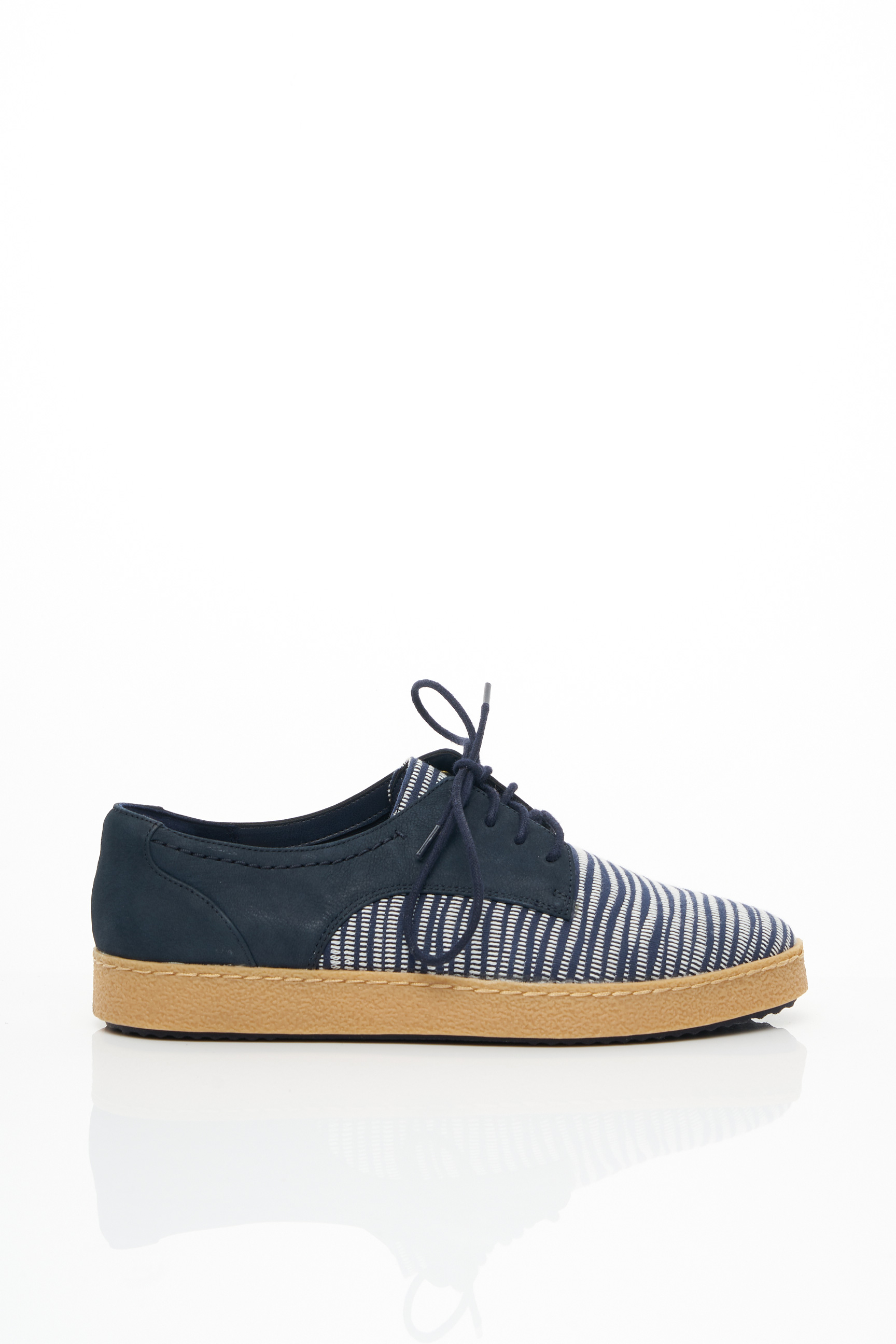 Wallabees pour Homme en Bleu/Vert | Wallabee 2CLR | Clarks®